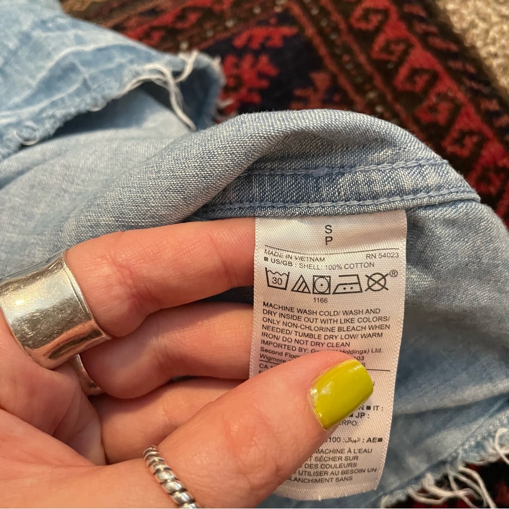 GAP chambray tank - Picture 9 of 9